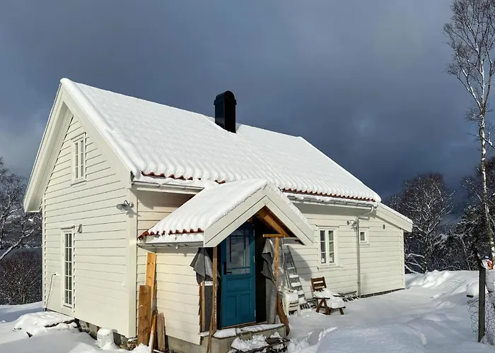 Holiday home 3 Bedroom Awesome In